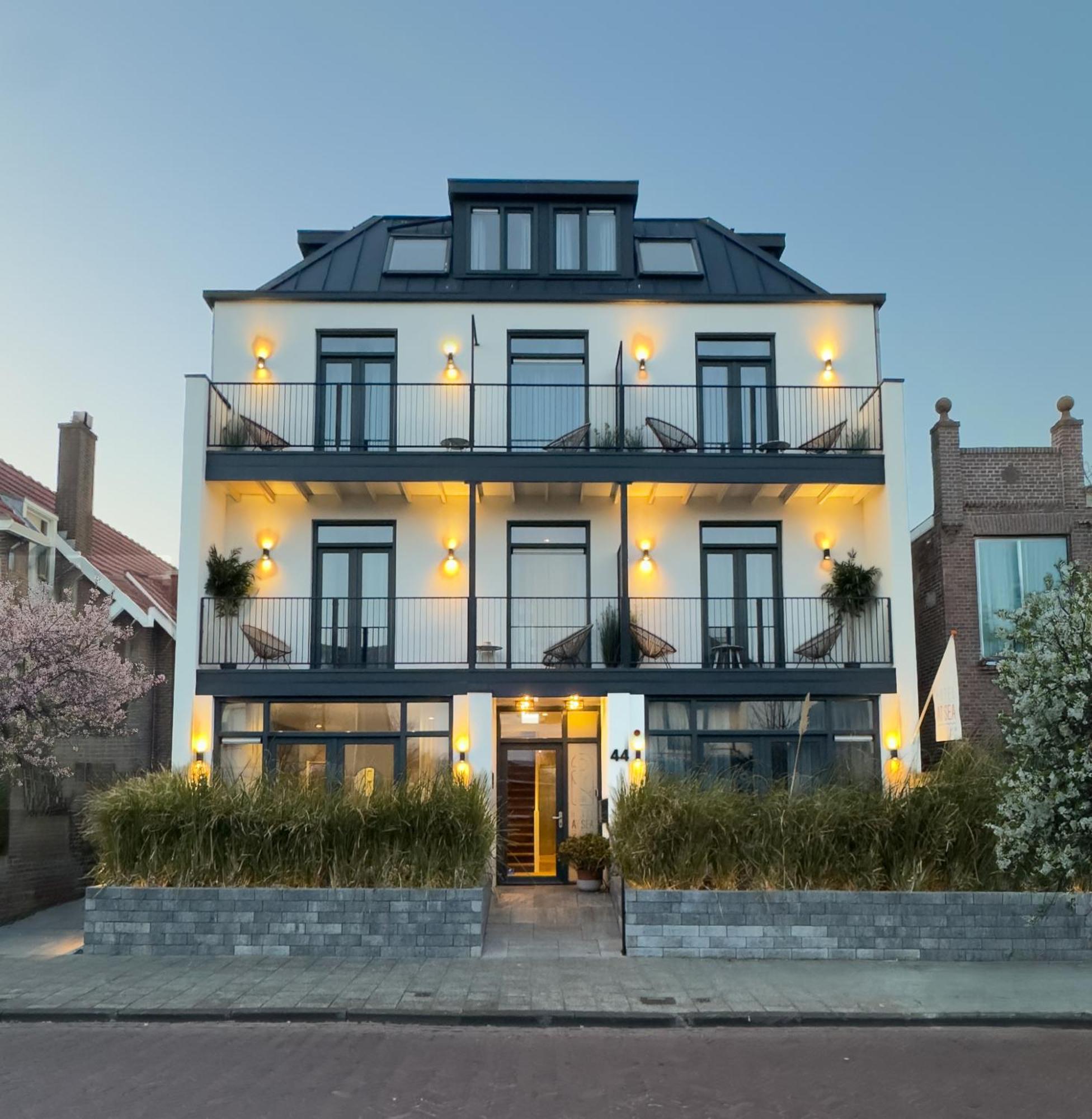 Boutique Hotel At Sea Zandvoort Extérieur photo